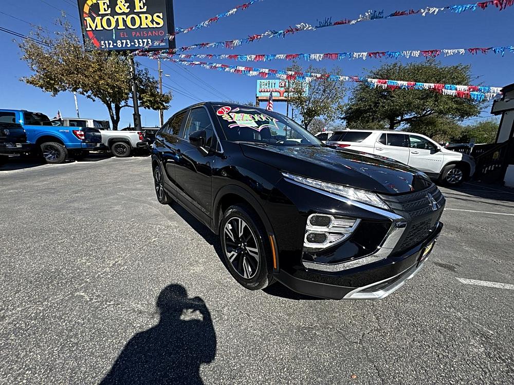 2024 Mitsubishi Eclipse Cross SE's photo