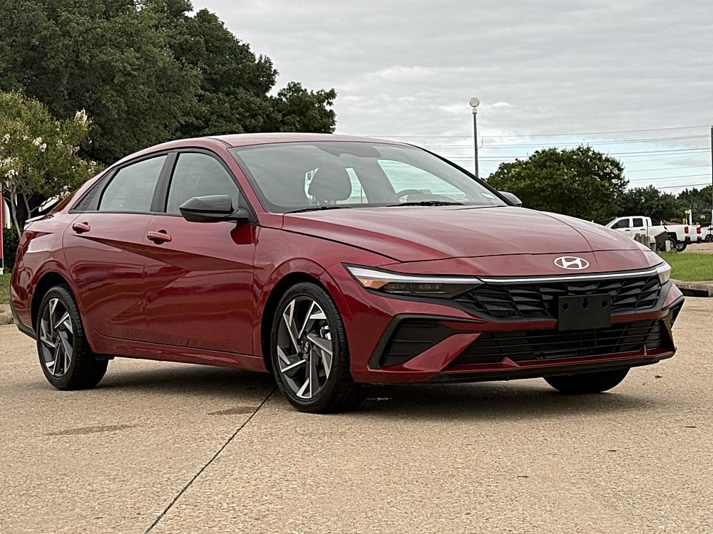 2025 Hyundai Elantra SEL - Photo 8