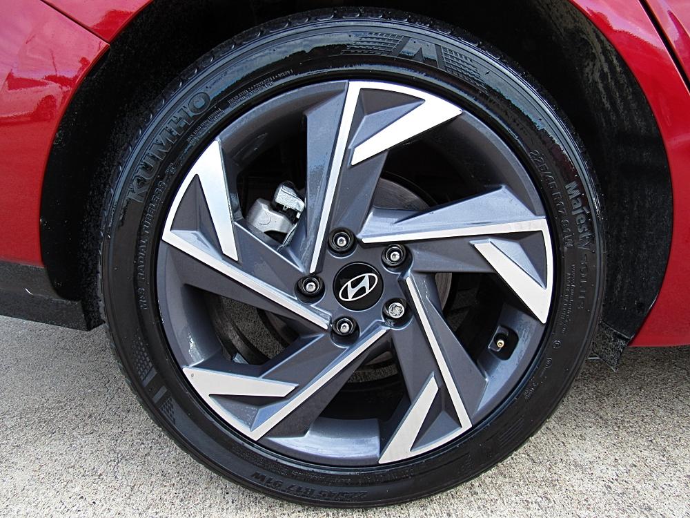 2025 Hyundai Elantra SEL - Photo 35