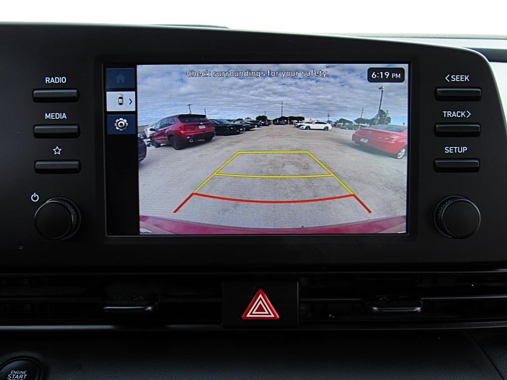 2025 Hyundai Elantra SEL - Photo 19