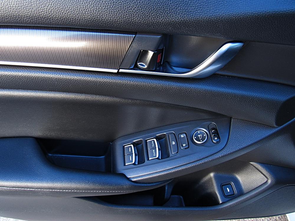 2020 Honda Accord Sport - Photo 9