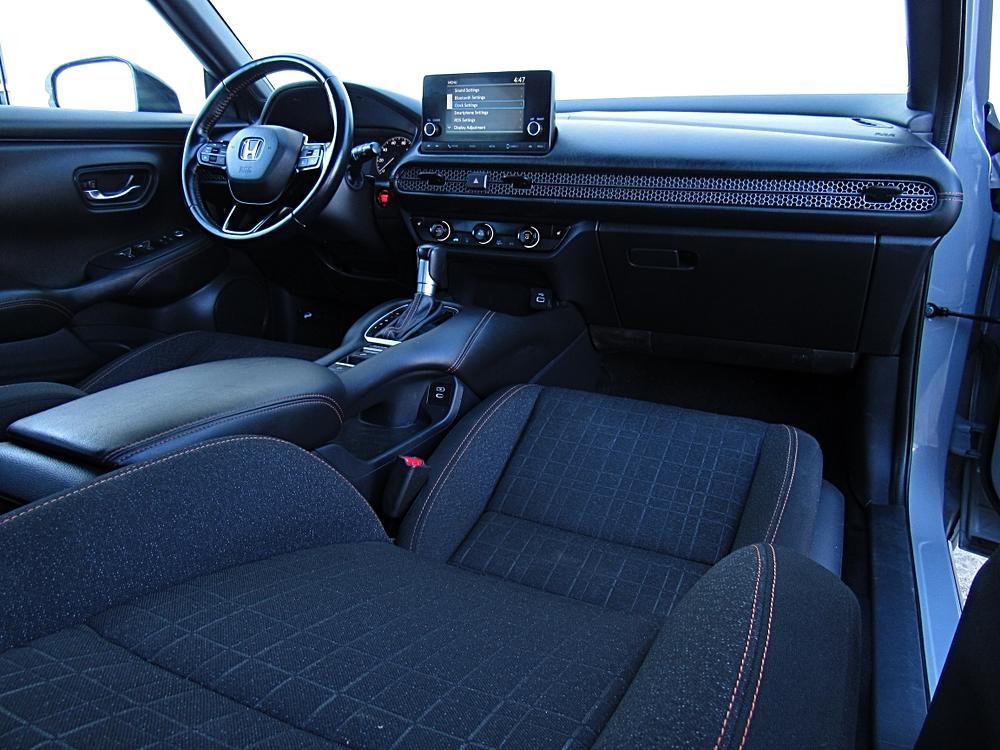 2025 Honda HR-V Sport - Photo 14