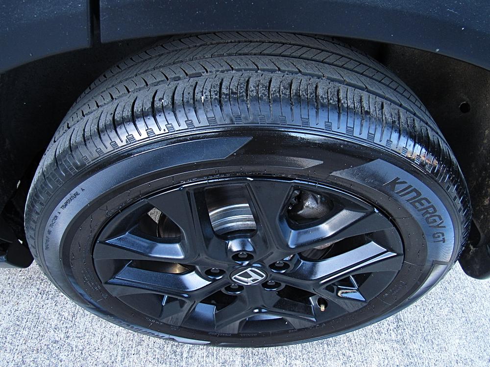 2025 Honda HR-V Sport - Photo 35