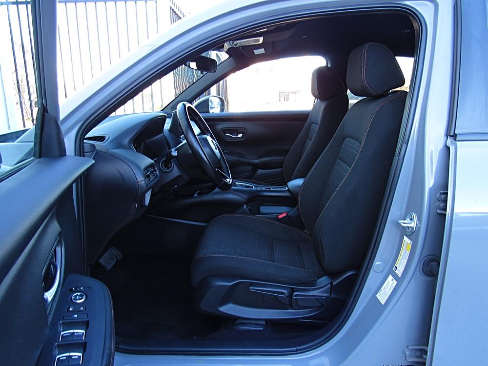 2025 Honda HR-V Sport - Photo 9