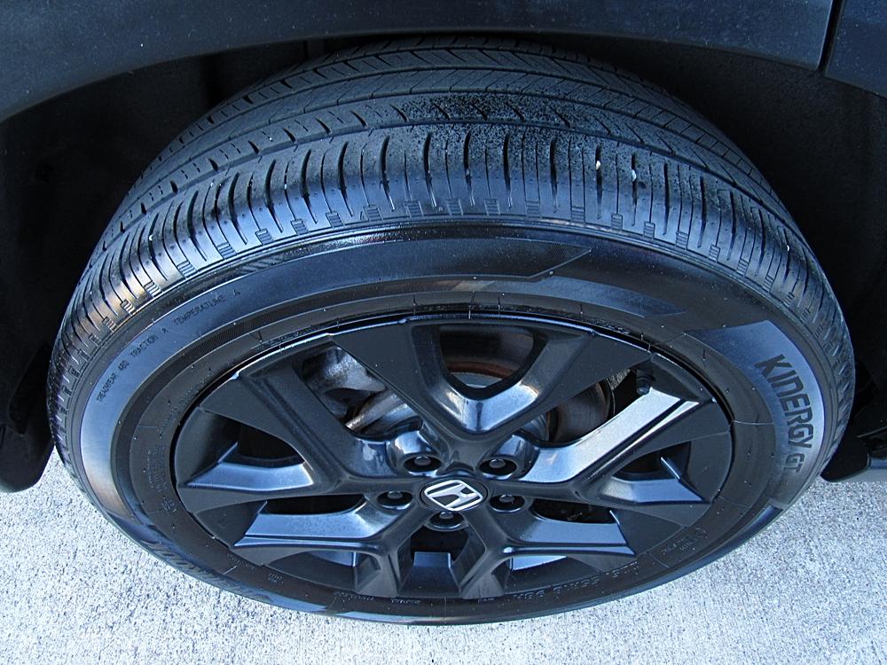 2025 Honda HR-V Sport - Photo 36