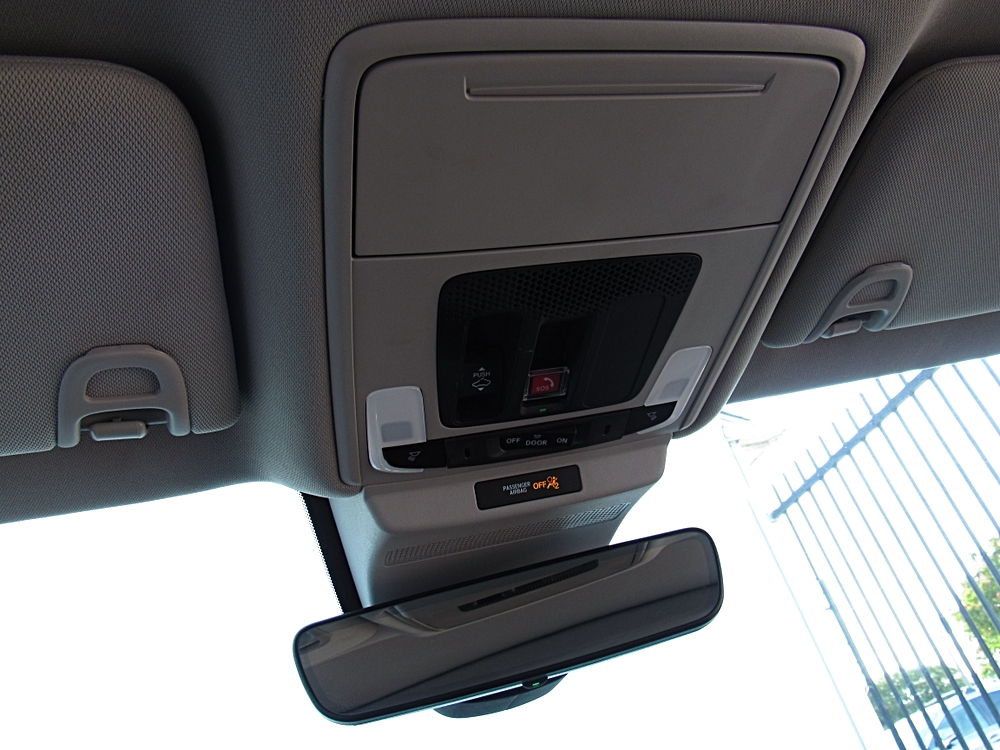 2025 Honda Accord Hybrid EX-L - Photo 31