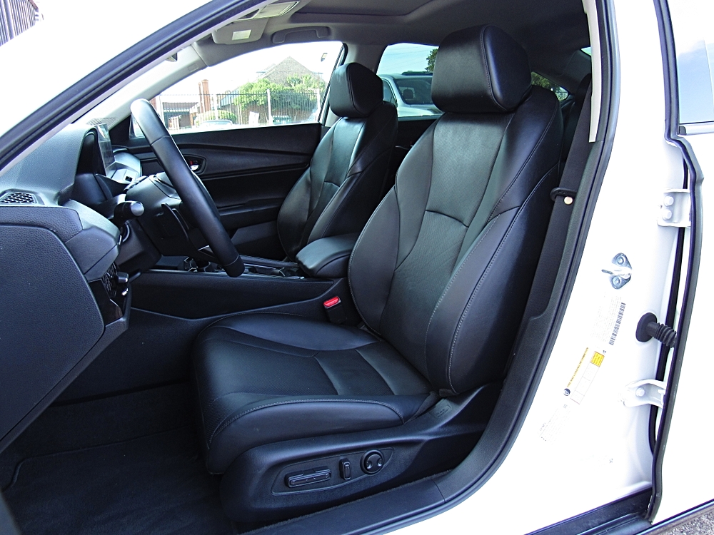 2025 Honda Accord Hybrid EX-L - Photo 11