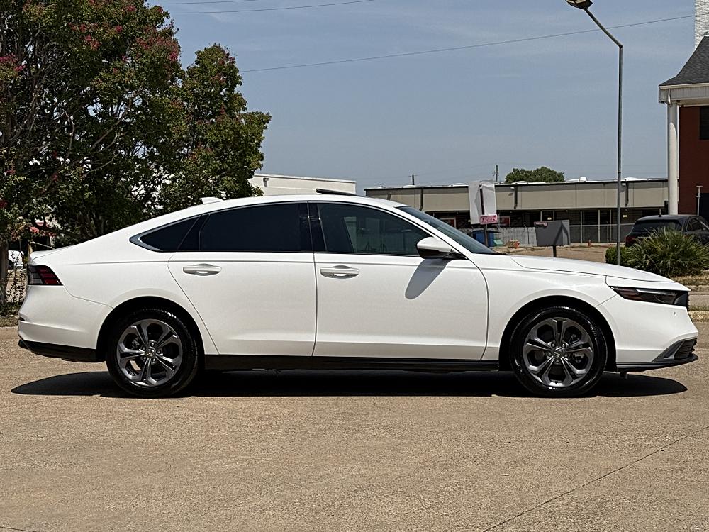 2025 Honda Accord Hybrid EX-L - Photo 7