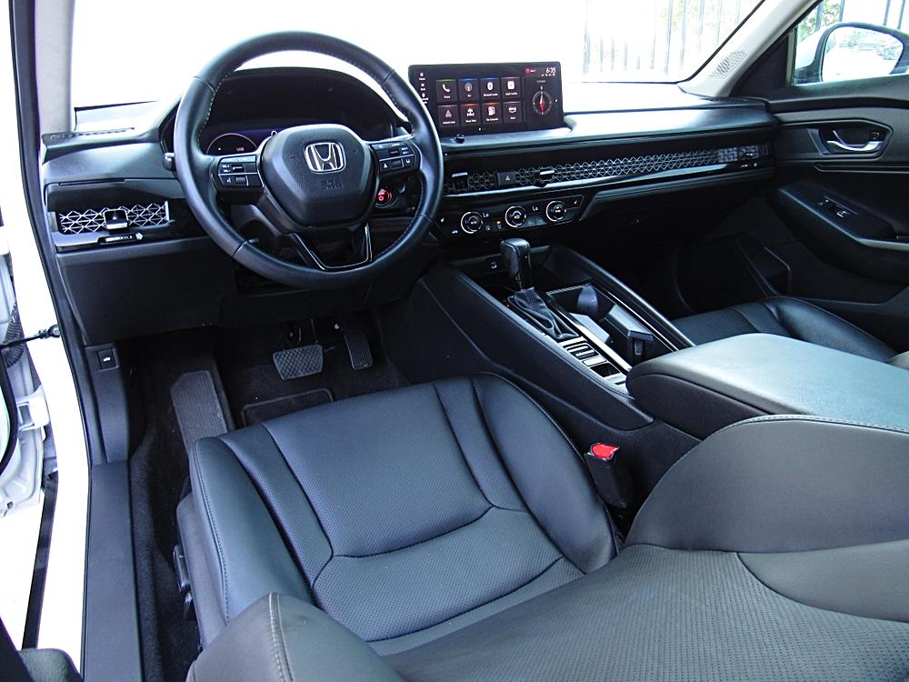 2025 Honda Accord Hybrid EX-L - Photo 12