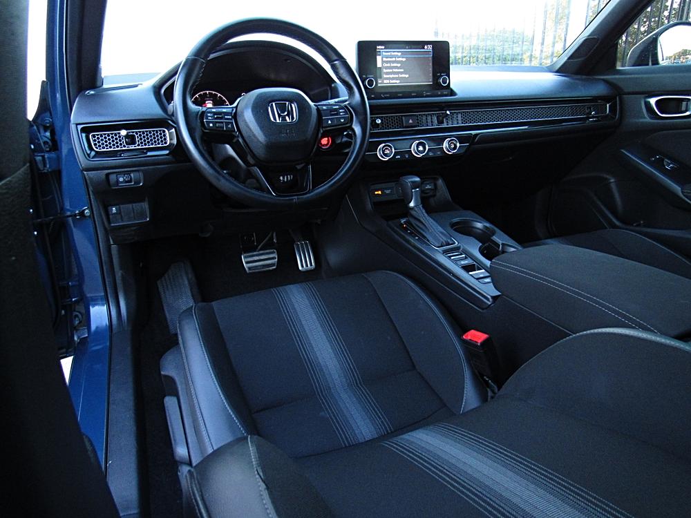 2026 Honda Civic Sport - Photo 13