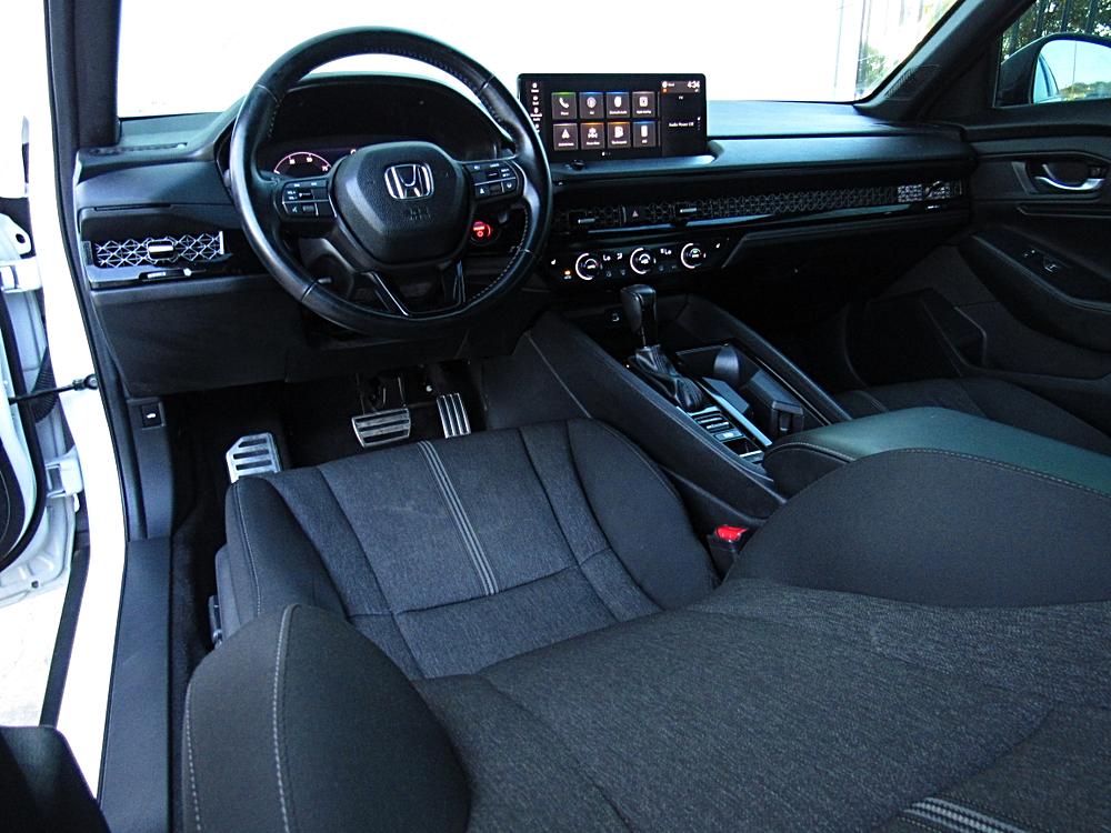 2025 Honda Accord Hybrid Sport - Photo 12