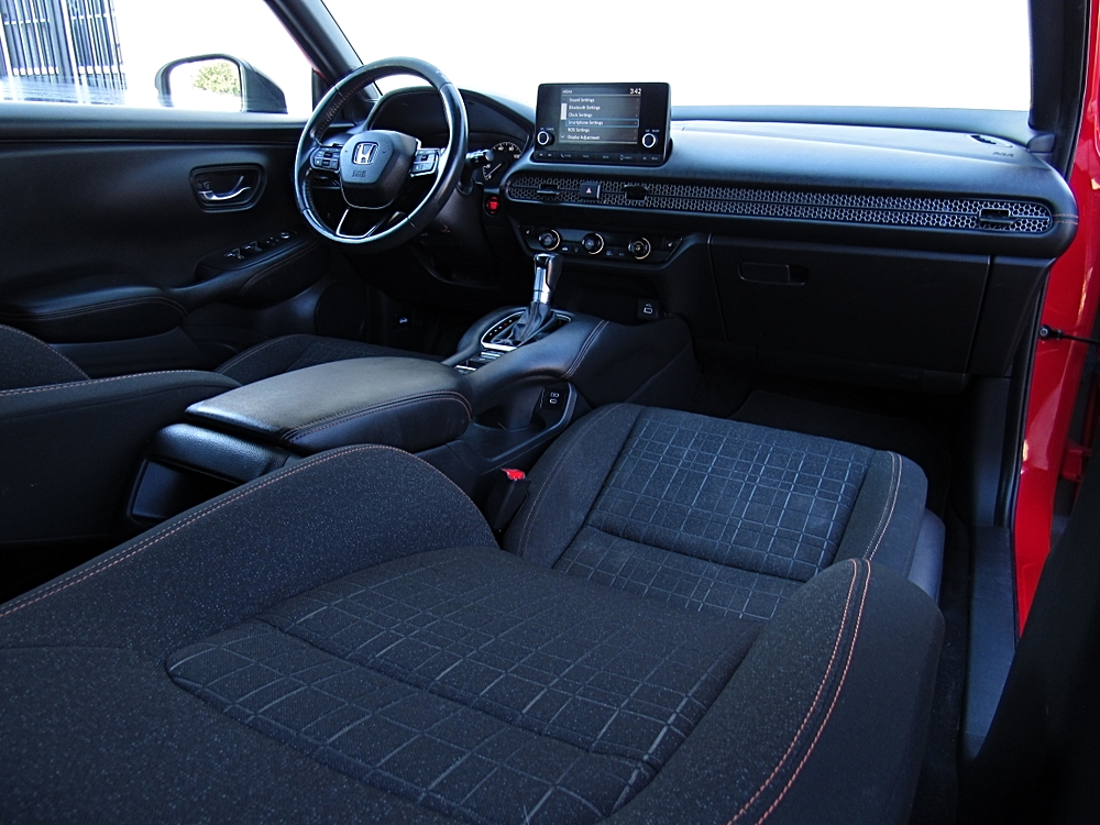 2024 Honda HR-V Sport - Photo 16
