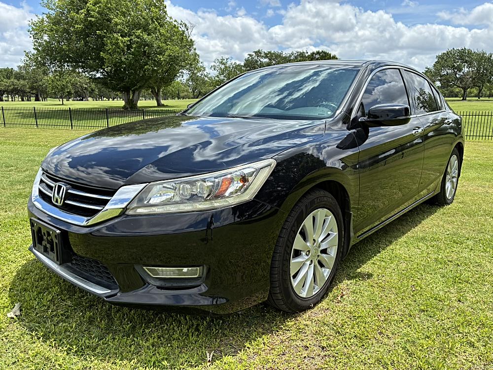 2013 Honda Accord Touring V6 Auto's photo