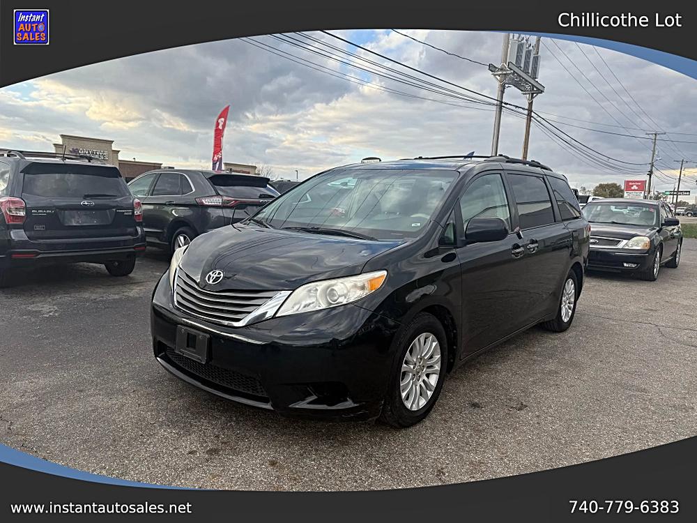 2013 Toyota Sienna XLE