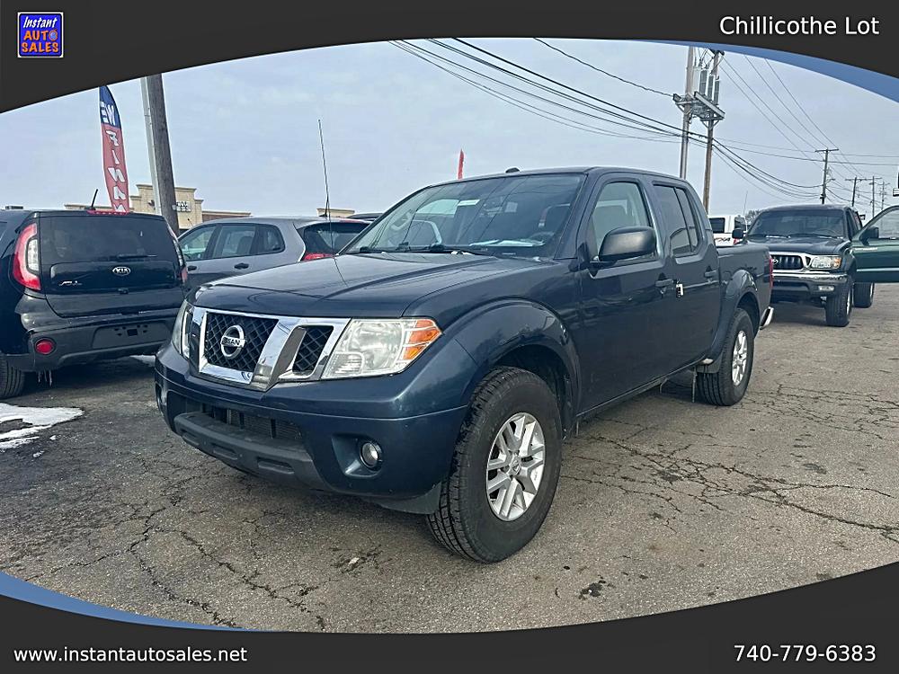 2015 Nissan Frontier SV's photo