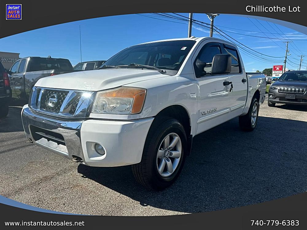 2011 Nissan Titan SV