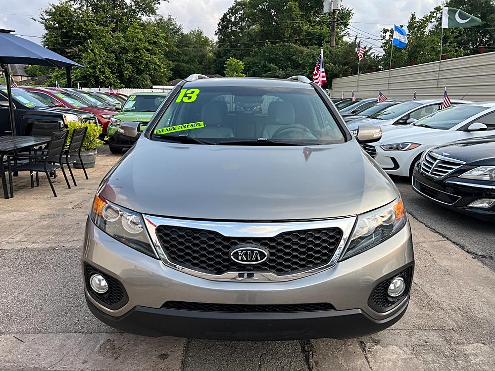 2013 Kia Sorento LX's photo