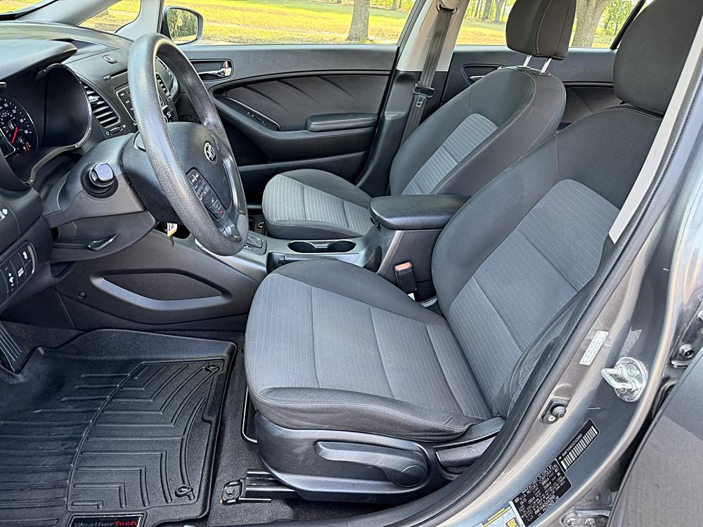 2016 Kia Forte LX - Photo 13