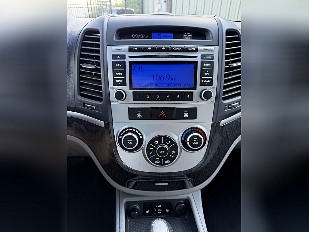 2009 Hyundai Santa Fe Limited - Photo 13