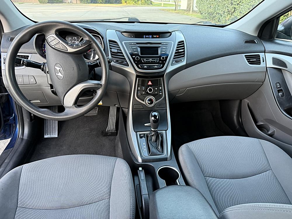 2015 Hyundai Elantra SE - Photo 11