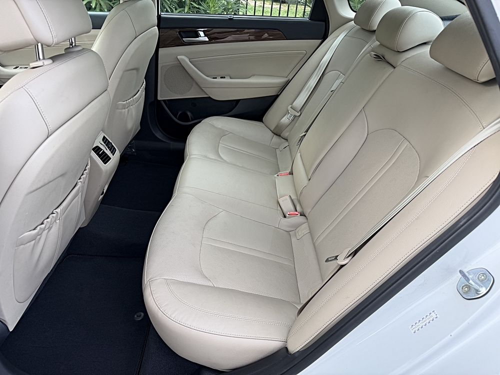 2016 Hyundai Sonata Hybrid Limited - Photo 17
