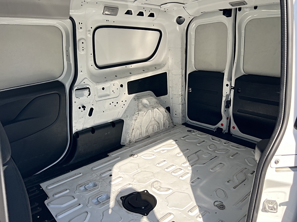 2017 RAM Promaster City Tradesman - Photo 9
