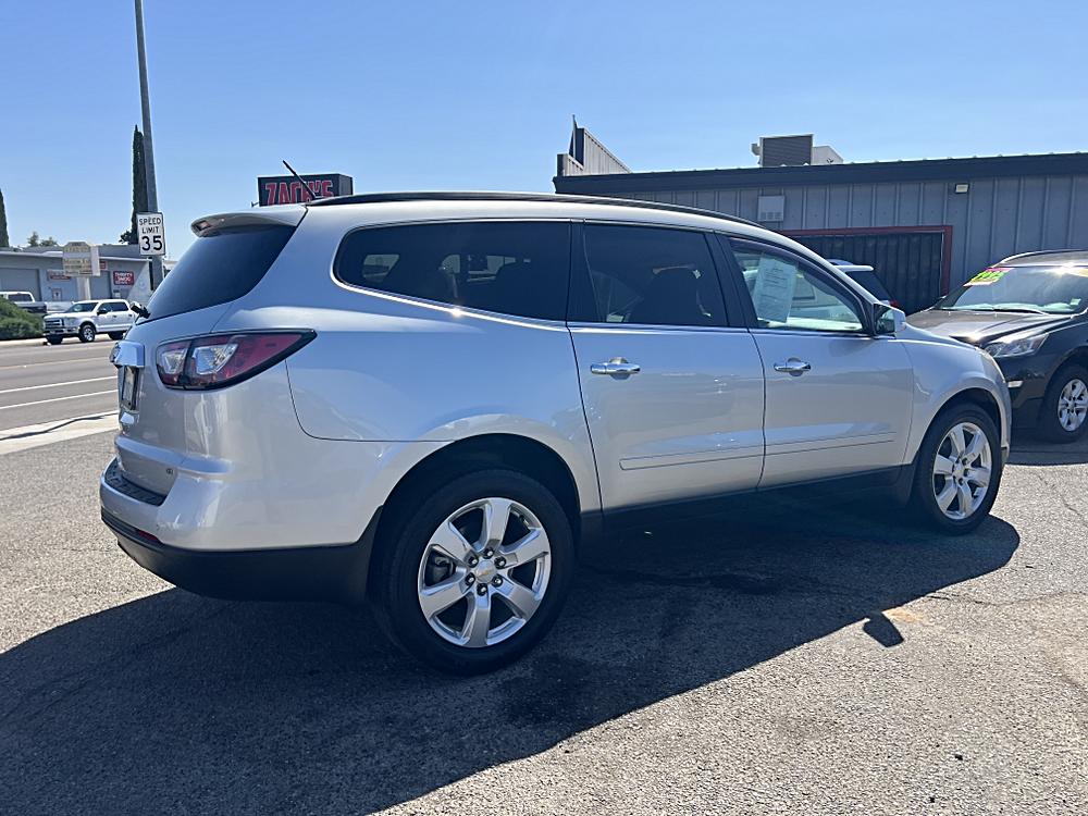 2017 Chevrolet Traverse LS - Photo 18