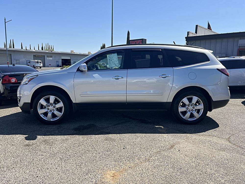 2017 Chevrolet Traverse LS - Photo 14