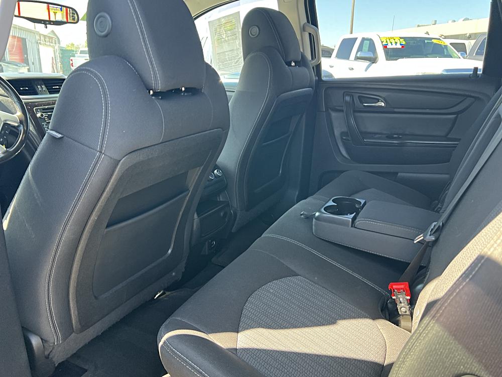 2017 Chevrolet Traverse LS - Photo 19