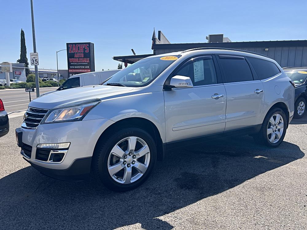 2017 Chevrolet Traverse LS - Photo 13