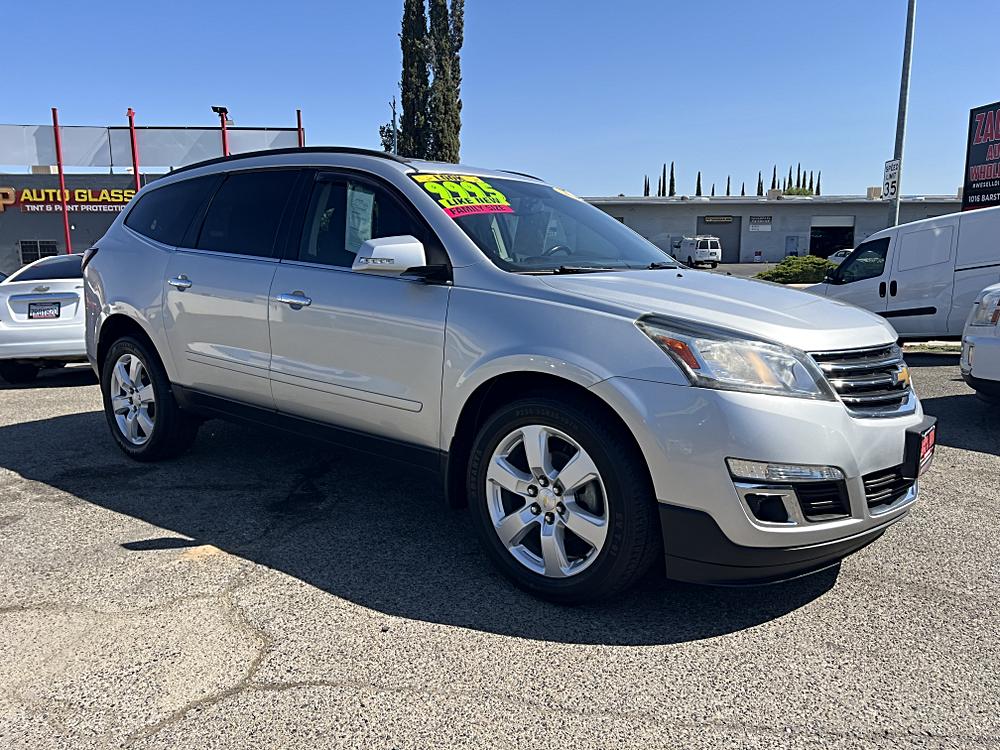 2017 Chevrolet Traverse LS - Photo 16