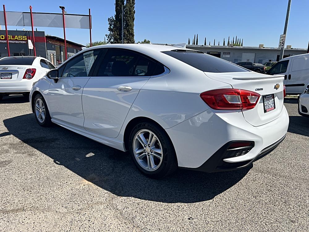 2016 Chevrolet Cruze LS - Photo 15