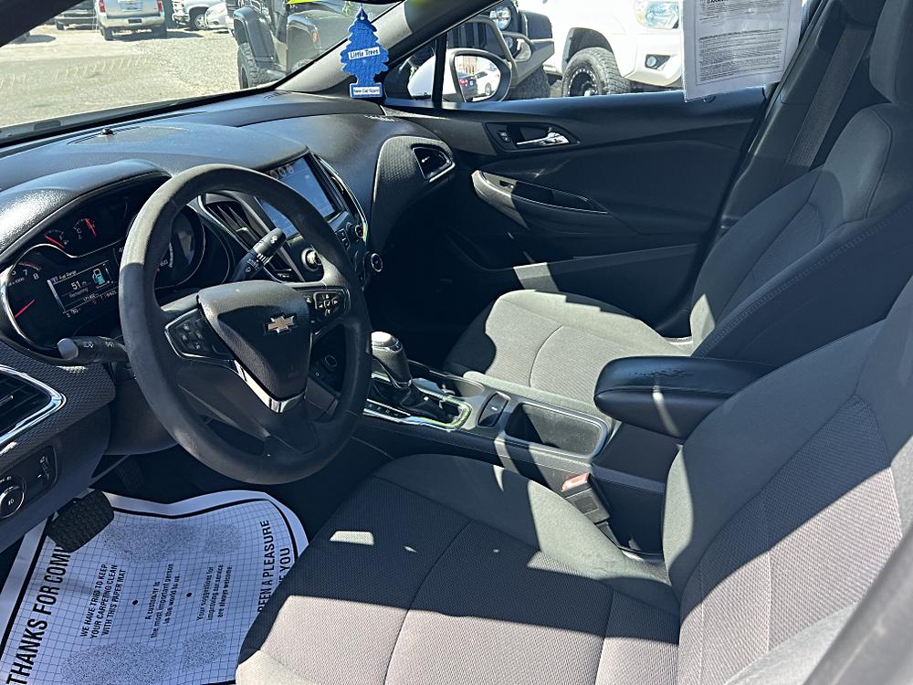 2016 Chevrolet Cruze LS - Photo 20