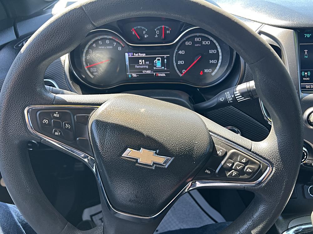 2016 Chevrolet Cruze LS - Photo 24