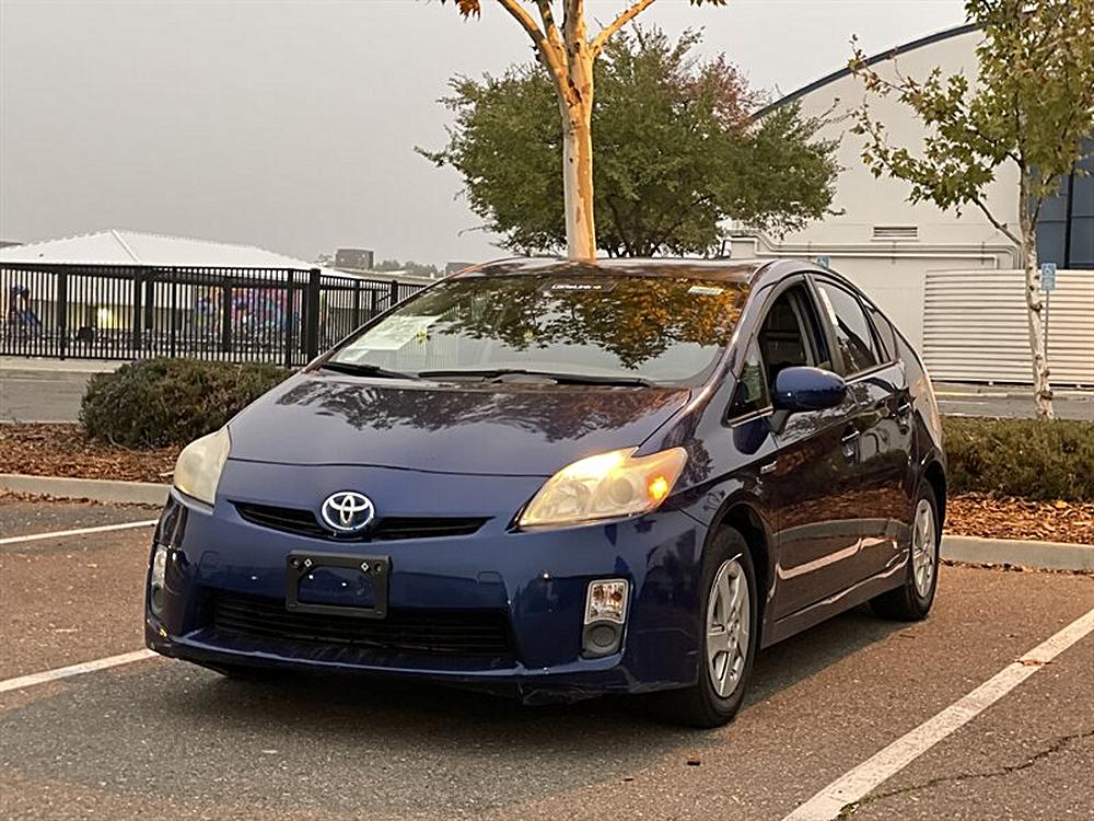 2011 Toyota Prius I