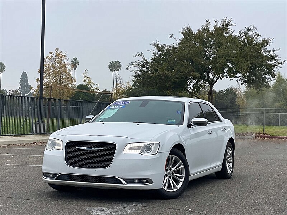 2017 Chrysler 300 C