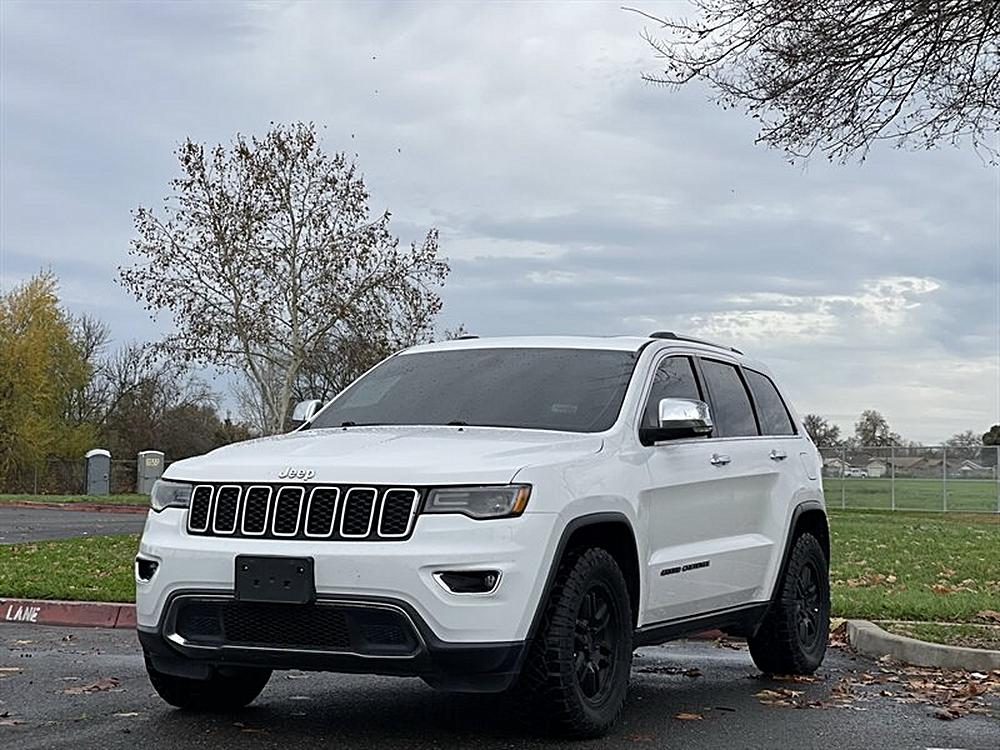 2019 Jeep Grand Cherokee Limited's photo