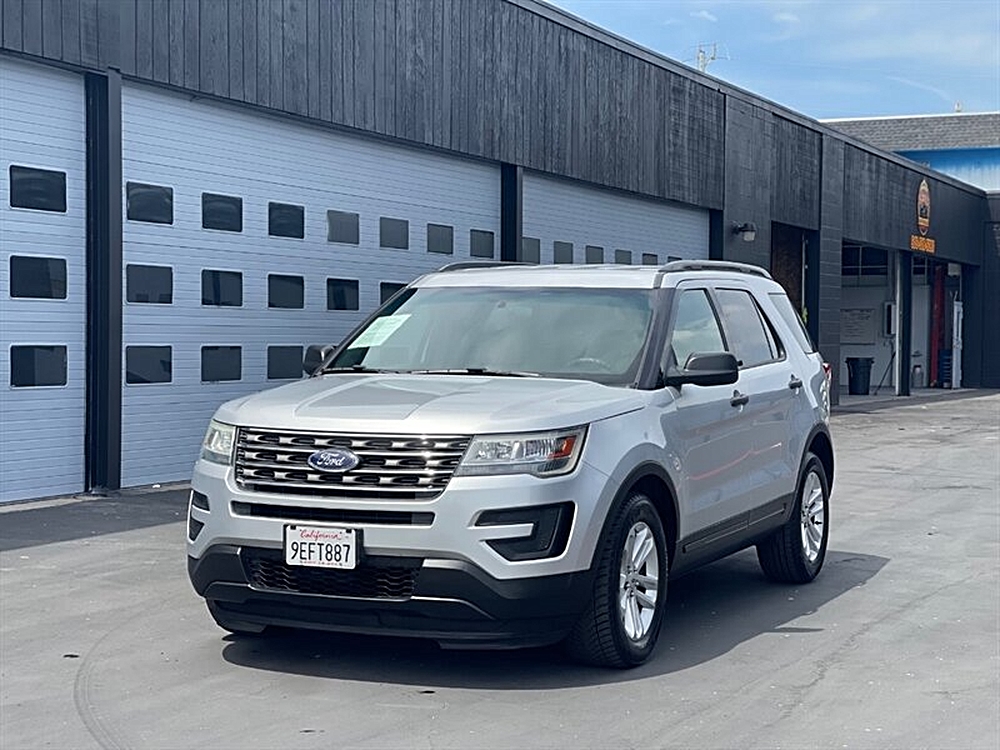 2017 Ford Explorer Base FWD's photo