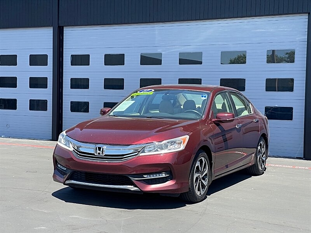 2017 Honda Accord's photo