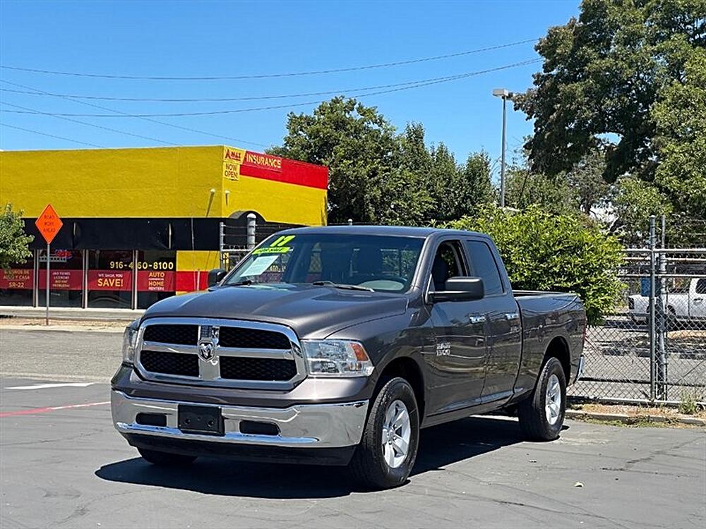 2017 RAM 1500 SLT 4x4 Quad Cab 6'4's photo