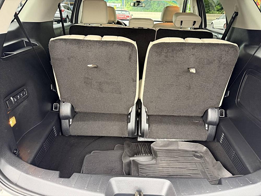 2017 Ford Explorer Platinum - Photo 16