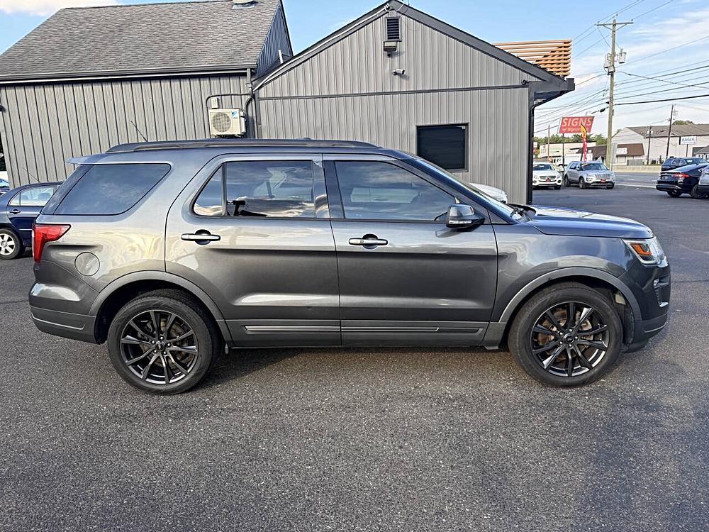 2017 Ford Explorer Platinum - Photo 37