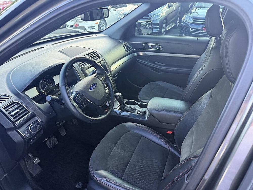 2017 Ford Explorer Platinum - Photo 38