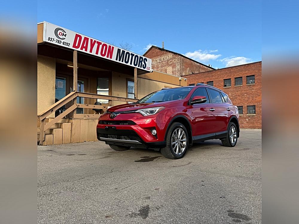 2016 Toyota RAV4 Limited&#x27;s photo