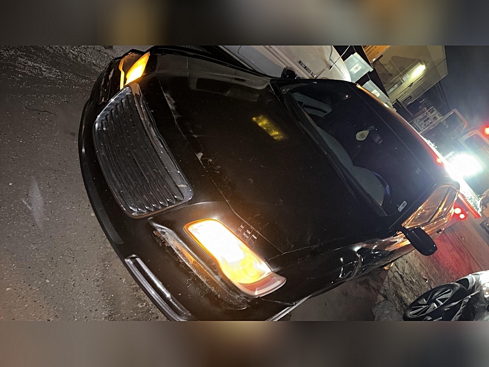 2013 Chrysler 300 -'s photo
