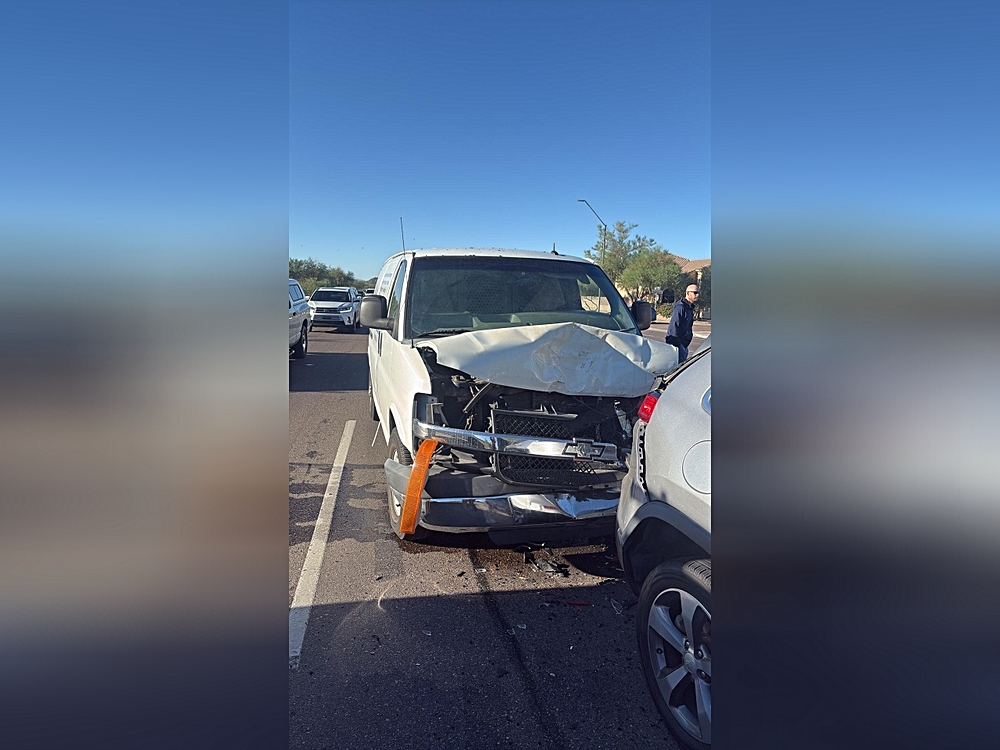2015 Chevrolet Express 2500 Work Van HD's photo