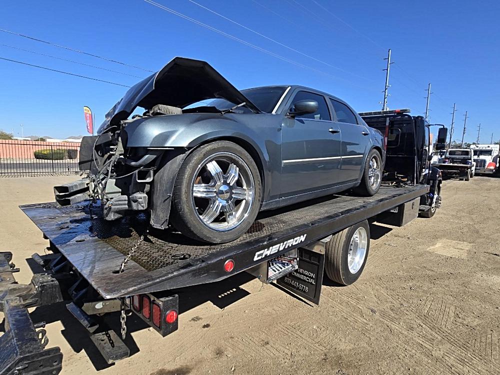 2006 Chrysler 300 Touring's photo