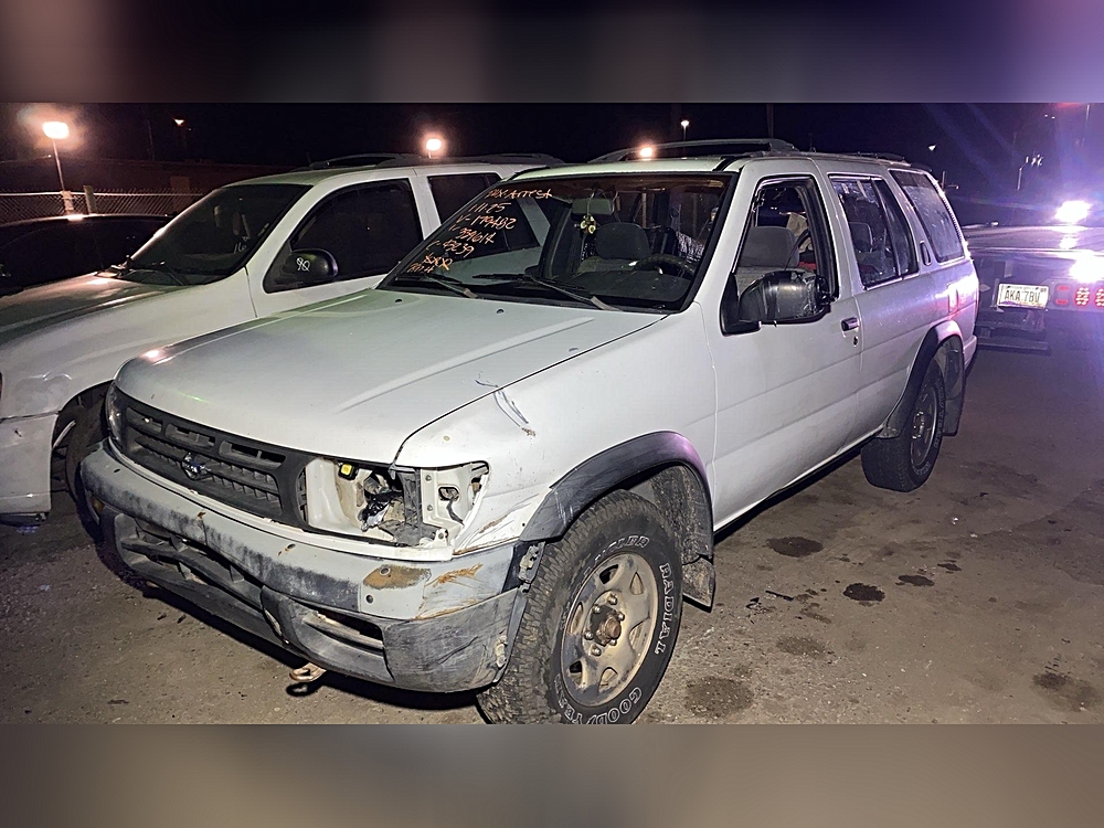 1997 Nissan Pathfinder's photo