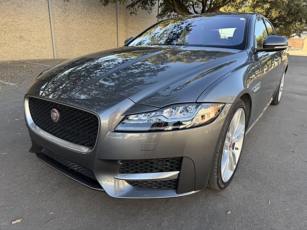 2016 Jaguar XF R-Sport