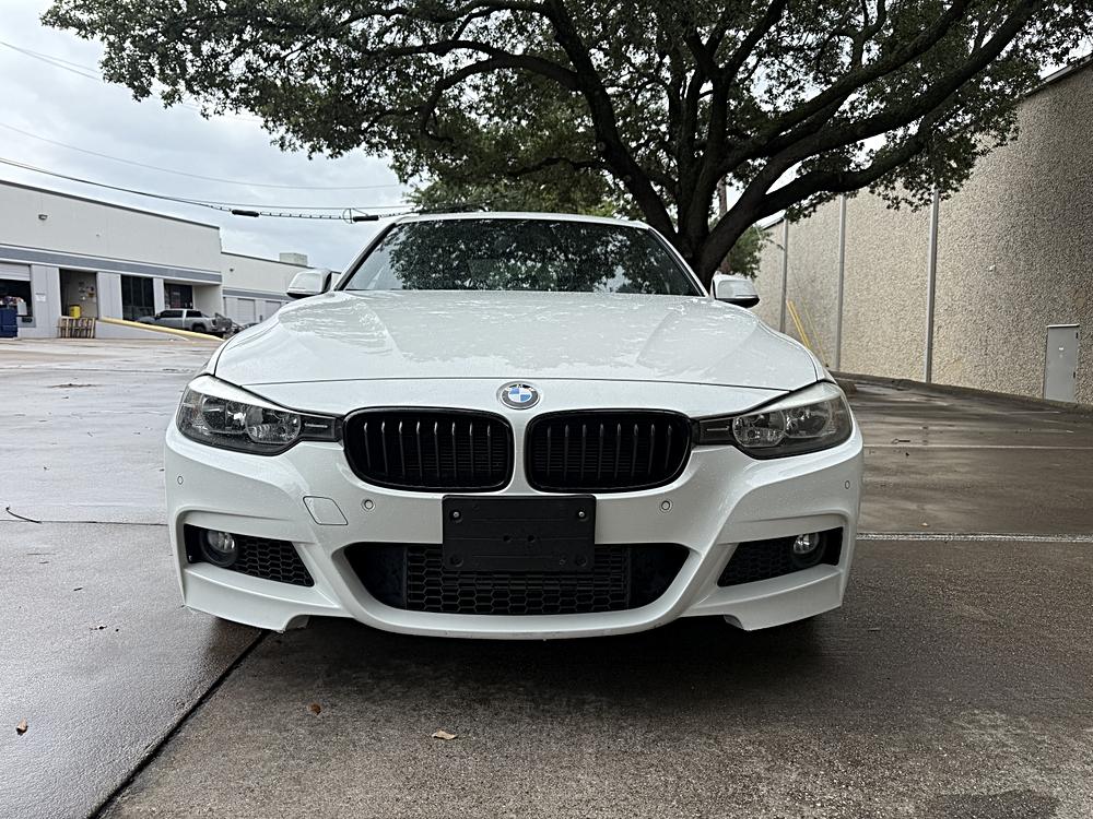 2015 BMW 3 Series's photo
